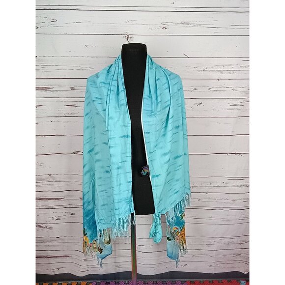 Caribbean Soul Tropical‎ Blue Sarong With Floral Print With Fringe Accents - Picture 2 of 11